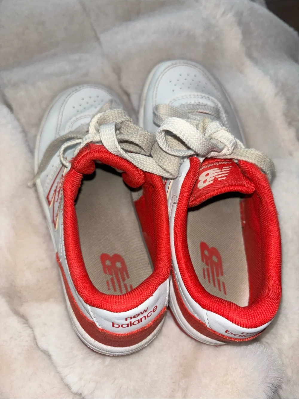 New Balance lightweight sneakers